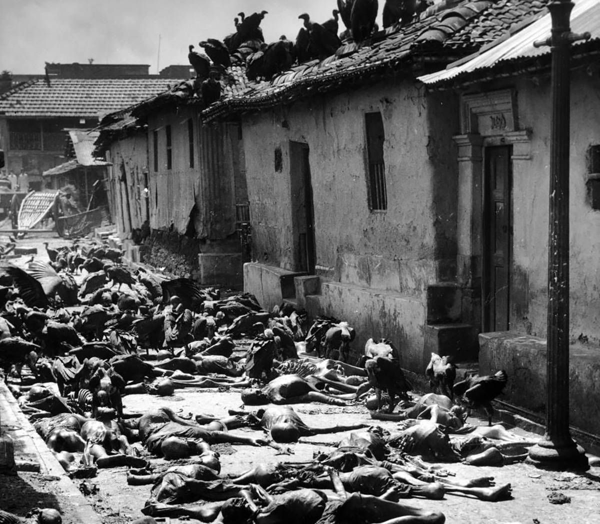 The Bengali Hindus and Calcutta owe their very existence in India to the Great Gopal Patha. He changed the tide of Hindu genocide in Calcutta during Jinnah and Suhrawardy's diabolical call for Direct Action in 1946 aimed at including Calcutta forcibly in Pakistan by annihilating Hindus