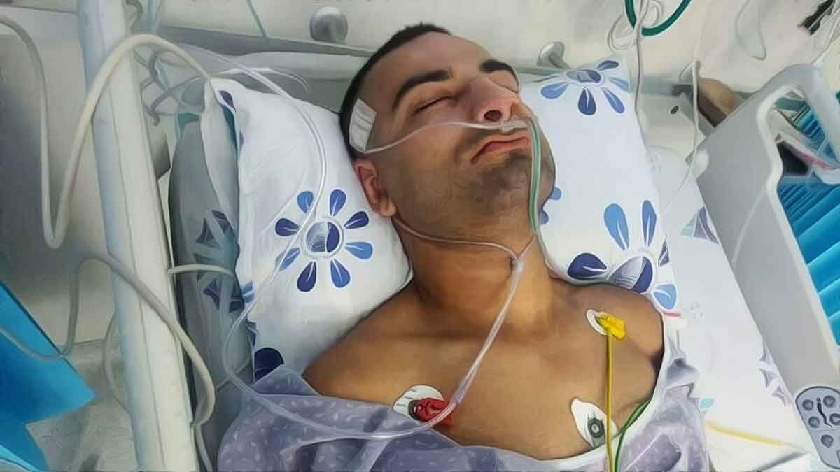 Violent Anti-Israeli Attack in Greece Stopped by a Cross