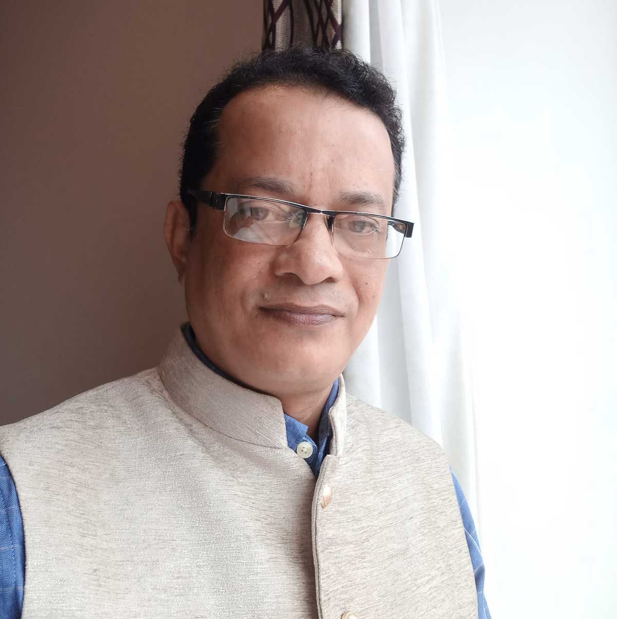 Congress Leader Kamru Zzaman Choudhury Objects to Maha Kumbh Arrangements, Calls for Temple Gold to Address National Debt