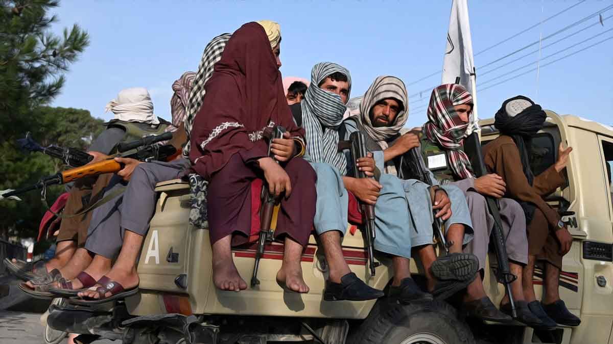 Iraq Passes New Laws Giving More Power to Sharia Courts: Activists Warn of Legalizing Child Marriage, and India Watches Closely